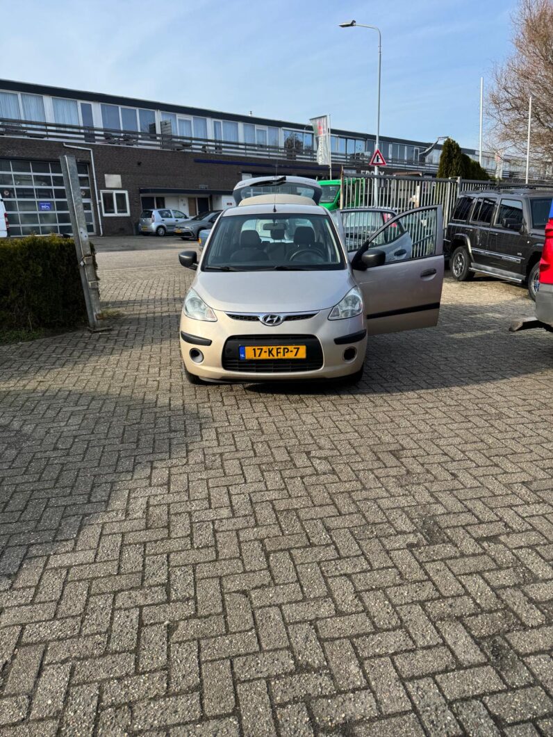 HYUNDAI I 10