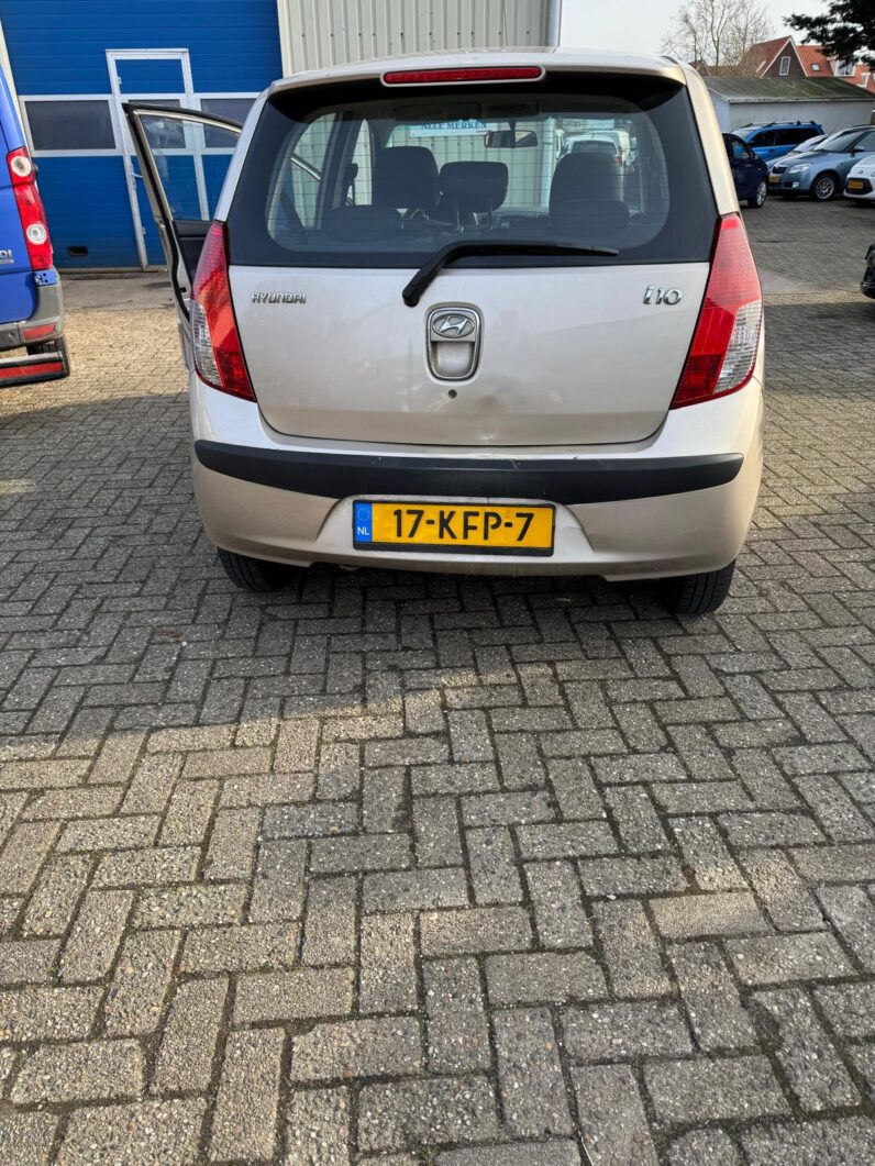 HYUNDAI I 10